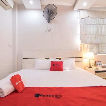 Reddoorz Yen Phu Street Hotel Hanói Exterior foto