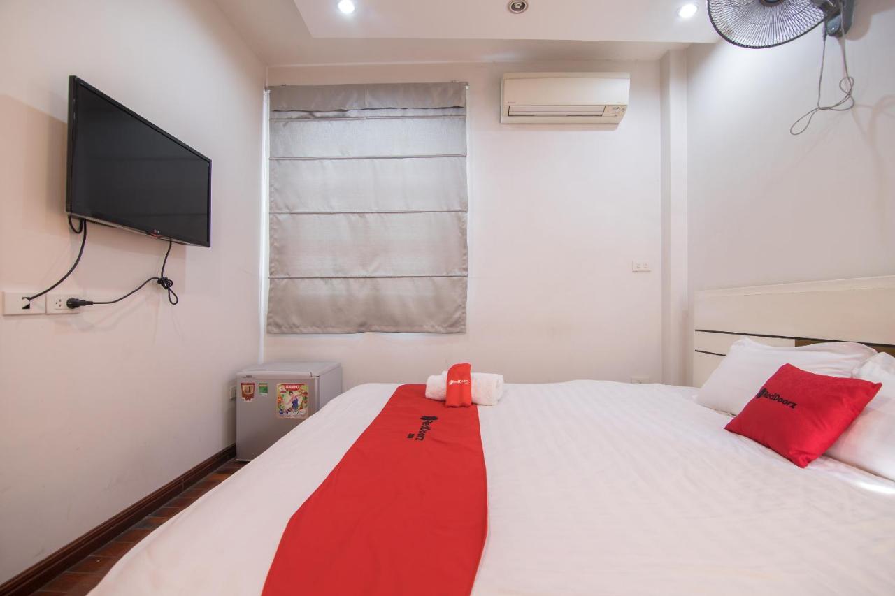 Reddoorz Yen Phu Street Hotel Hanói Exterior foto